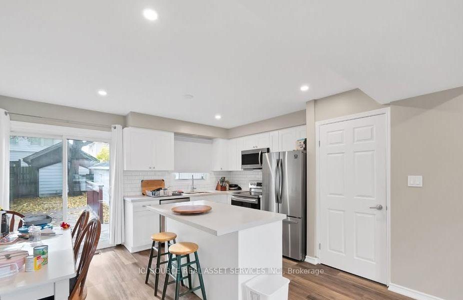 Photo 10 of 10 Gibson Place, St. Catharines, Downtown — HOMEH