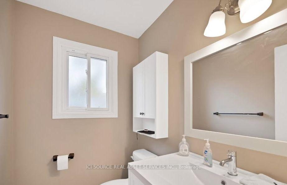 Photo 12 of 10 Gibson Place, St. Catharines, Downtown — HOMEH