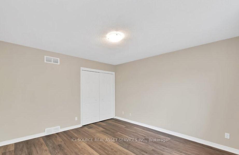Photo 14 of 10 Gibson Place, St. Catharines, Downtown — HOMEH