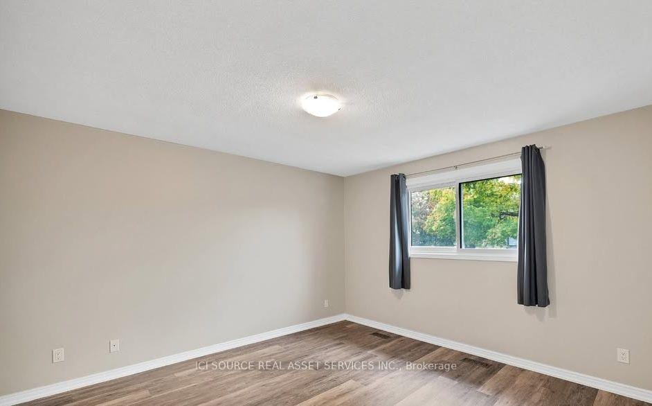 Photo 20 of 10 Gibson Place, St. Catharines, Downtown — HOMEH