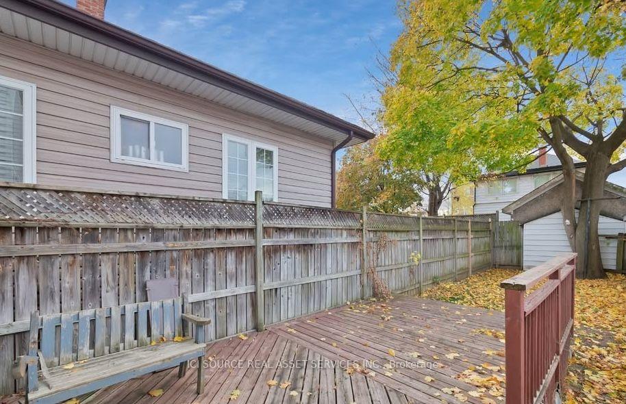 Photo 24 of 10 Gibson Place, St. Catharines, Downtown — HOMEH
