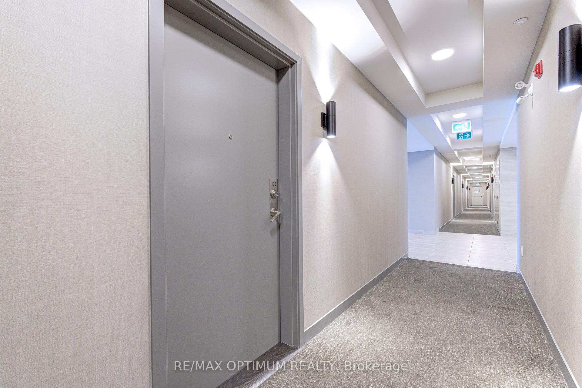 Photo 7 of Unit 108, 58 Sky Harbour Drive, Brampton, Bram West — HOMEH