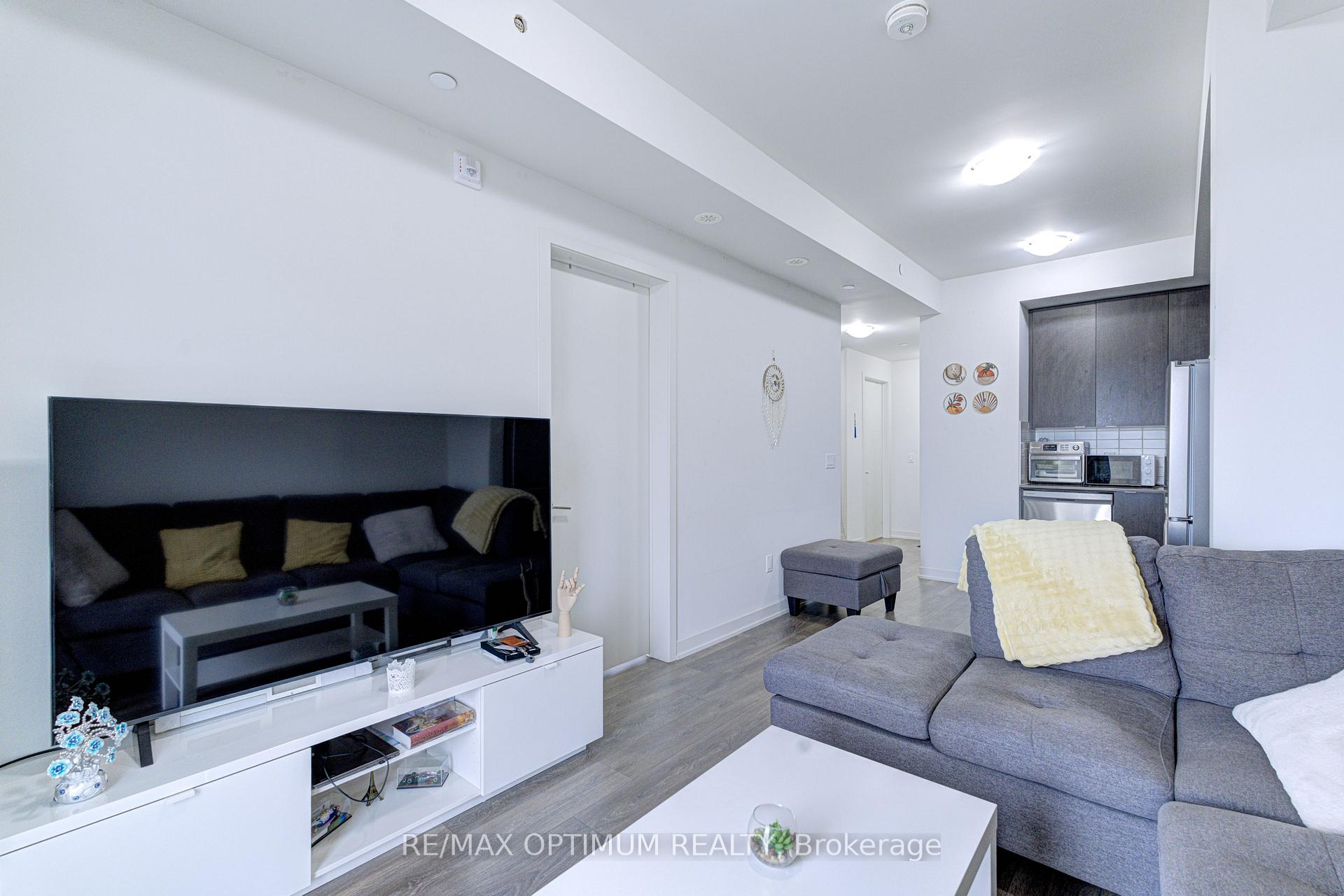 Photo 17 of Unit 108, 58 Sky Harbour Drive, Brampton, Bram West — HOMEH