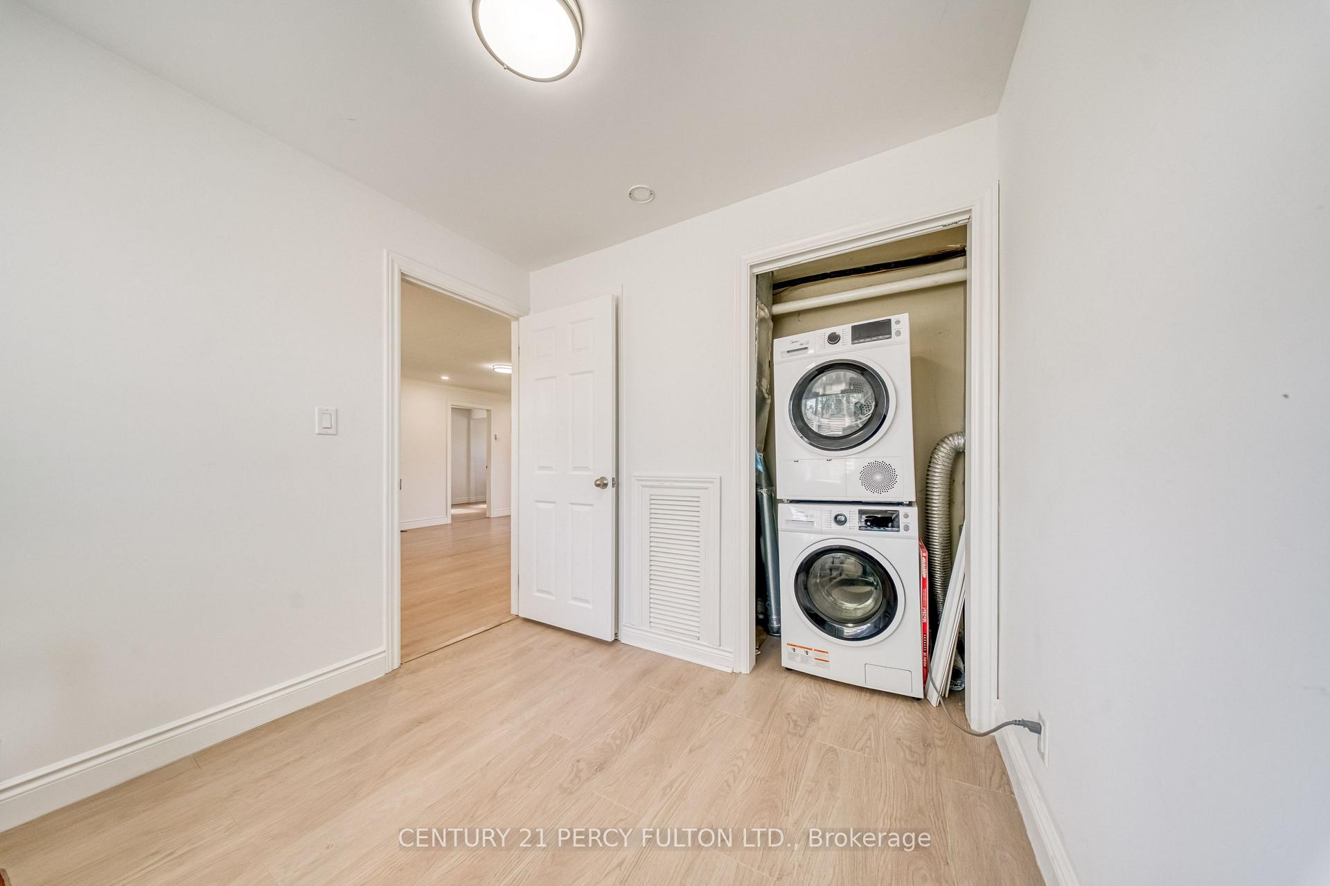 Photo 31 of 242 Simcoe Avenue, Georgina, Keswick North — HOMEH