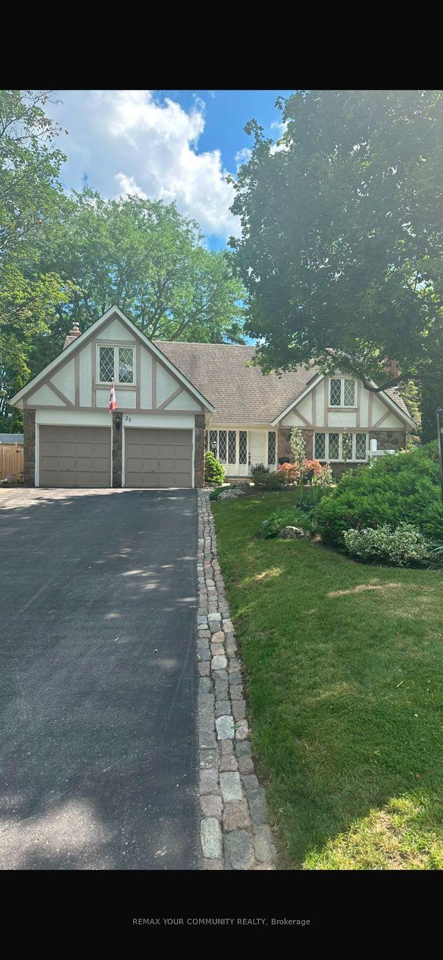 Photo 4 of 25 Alcaine Court, Markham, Thornhill — HOMEH