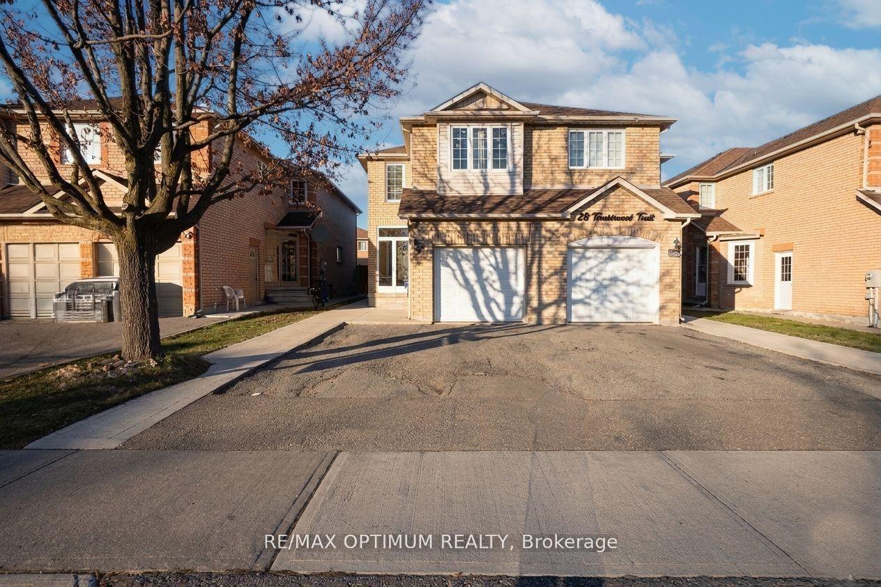 Photo 2 of 26 Tumbleweed Trail, Brampton, Fletcher's Creek South — HOMEH