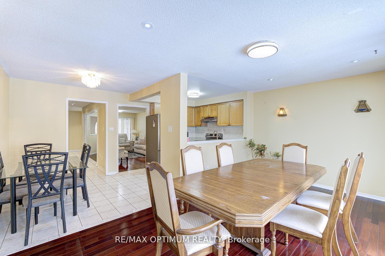 Photo 19 of 26 Tumbleweed Trail, Brampton, Fletcher's Creek South — HOMEH
