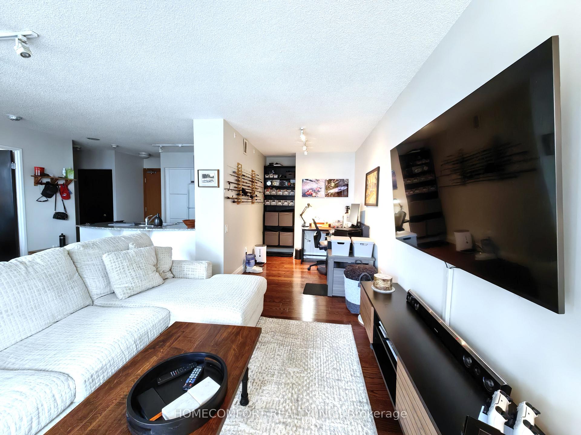Photo 9 of Unit 2007, 33 Sheppard Avenue E, North York, Willowdale East — HOMEH