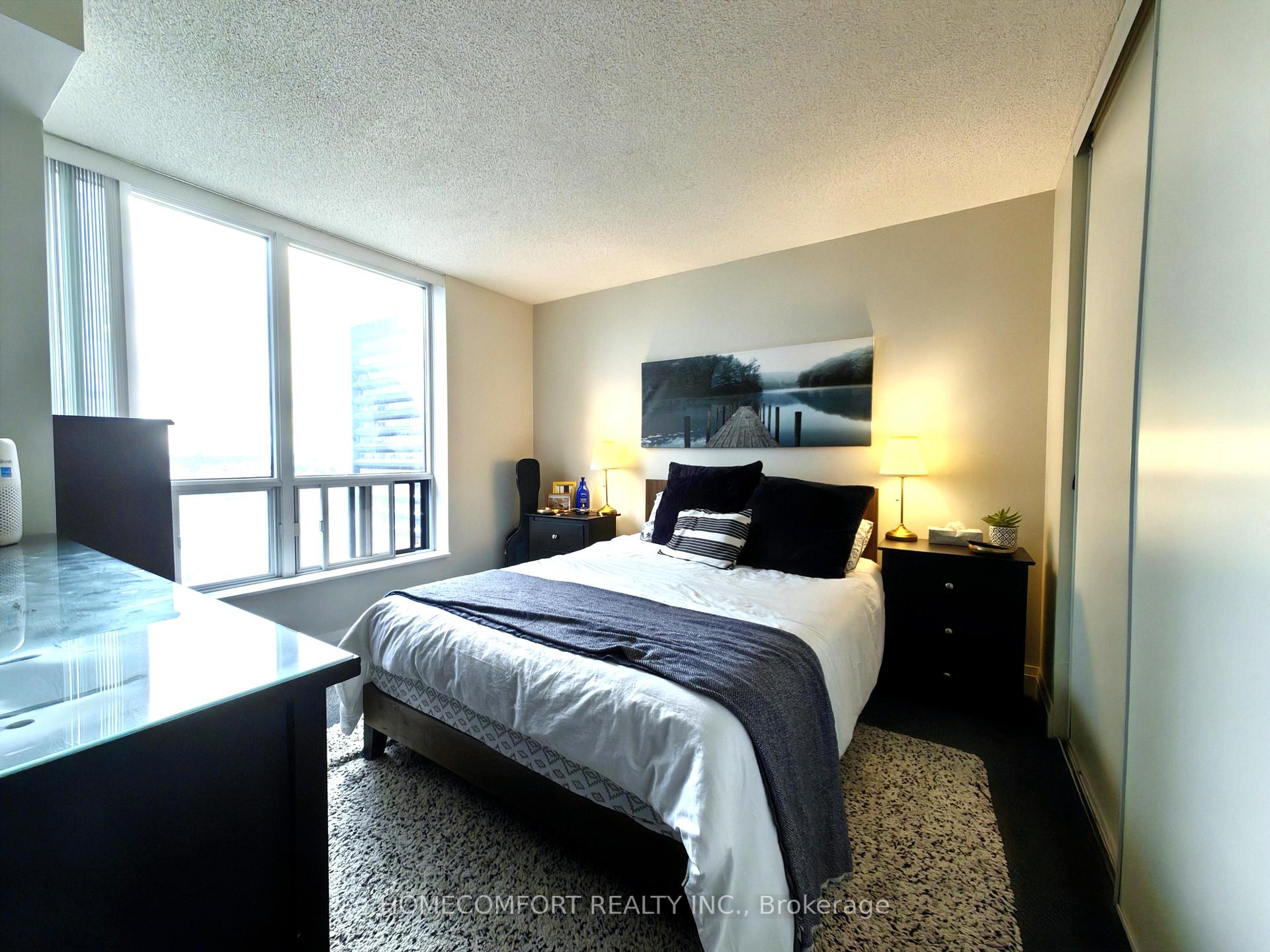 Photo 17 of Unit 2007, 33 Sheppard Avenue E, North York, Willowdale East — HOMEH