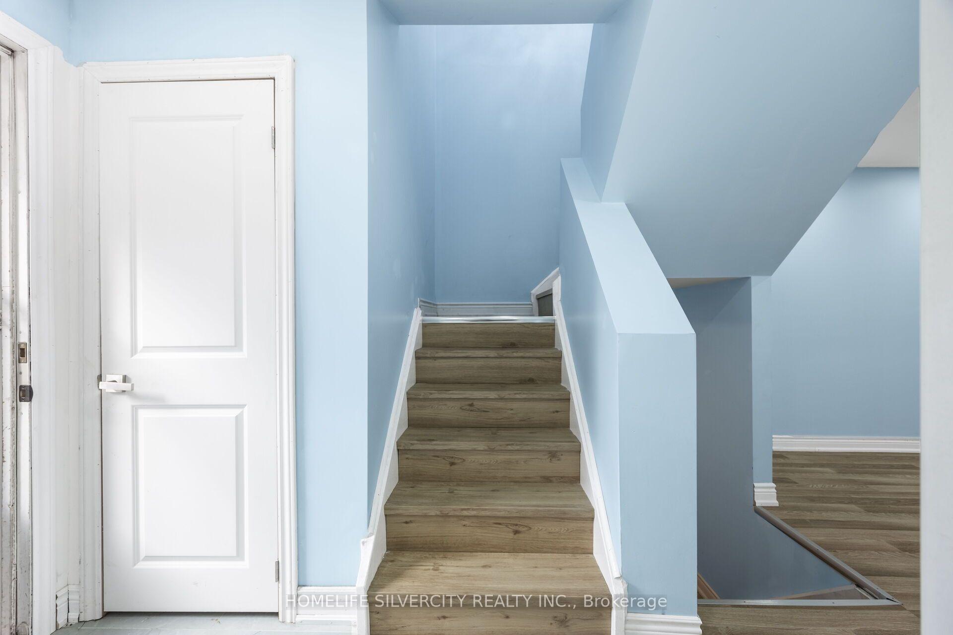 Photo 17 of 157 Fleetwood Crescent, Brampton, Southgate — HOMEH