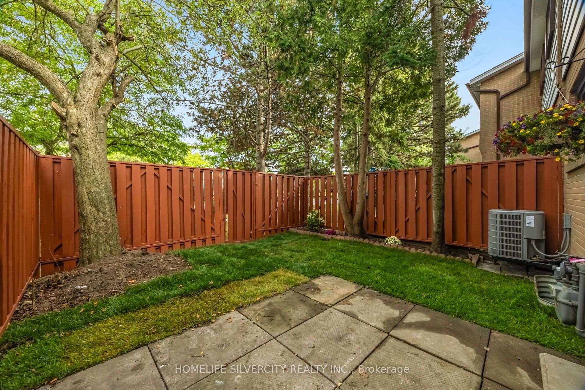 Photo 44 of 157 Fleetwood Crescent, Brampton, Southgate — HOMEH