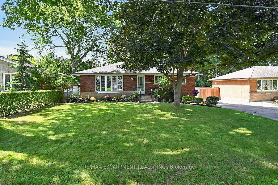 Photo 2 of 149 Berwick Street, Haldimand — HOMEH