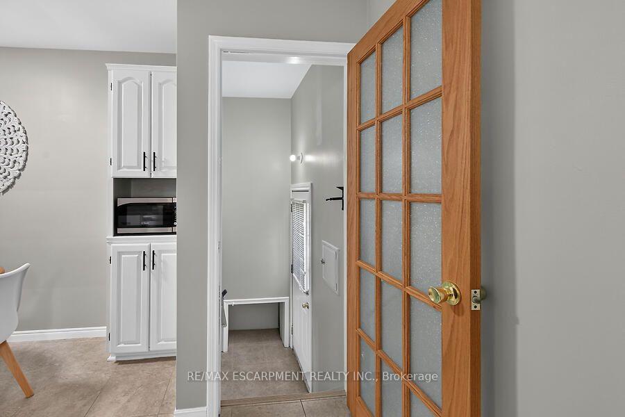 Photo 15 of 149 Berwick Street, Haldimand — HOMEH