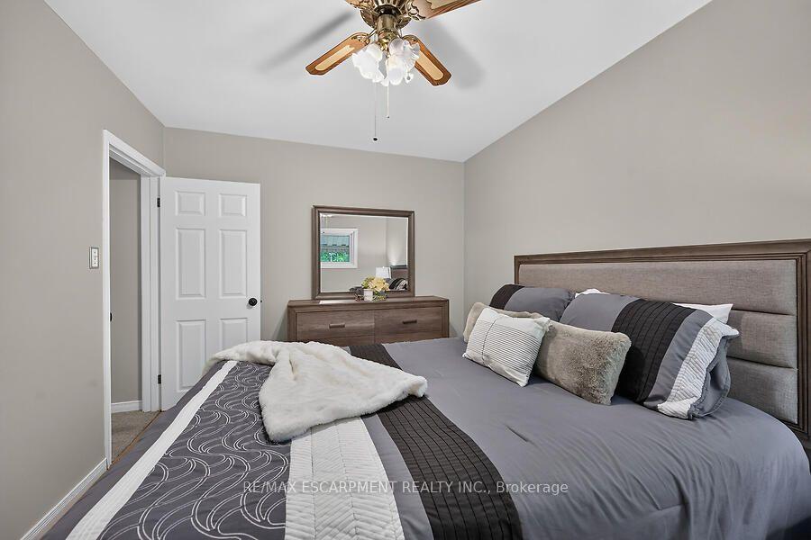 Photo 21 of 149 Berwick Street, Haldimand — HOMEH