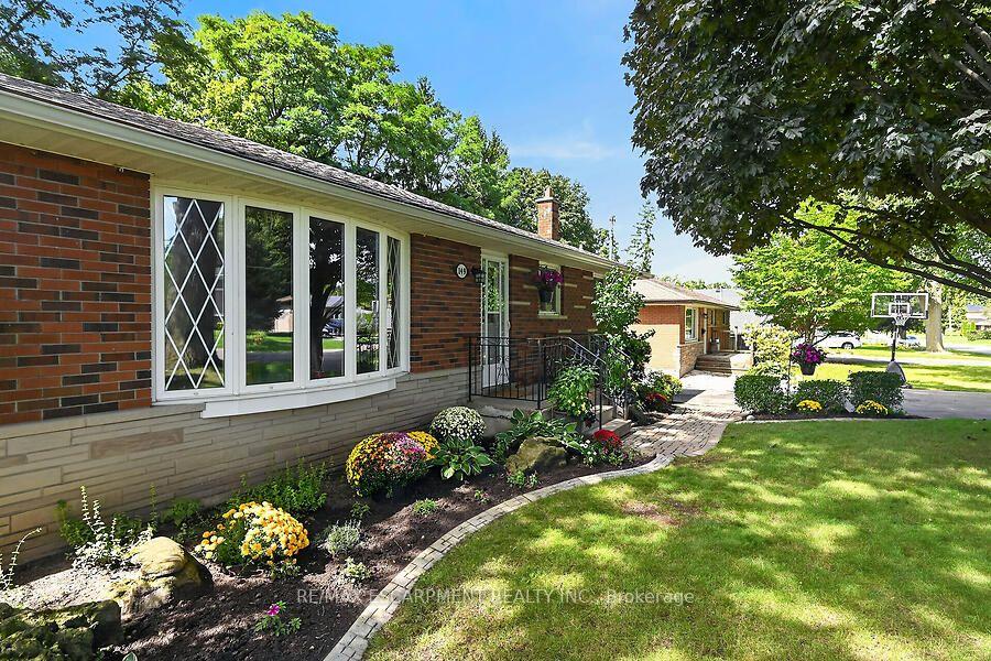 Photo 33 of 149 Berwick Street, Haldimand — HOMEH