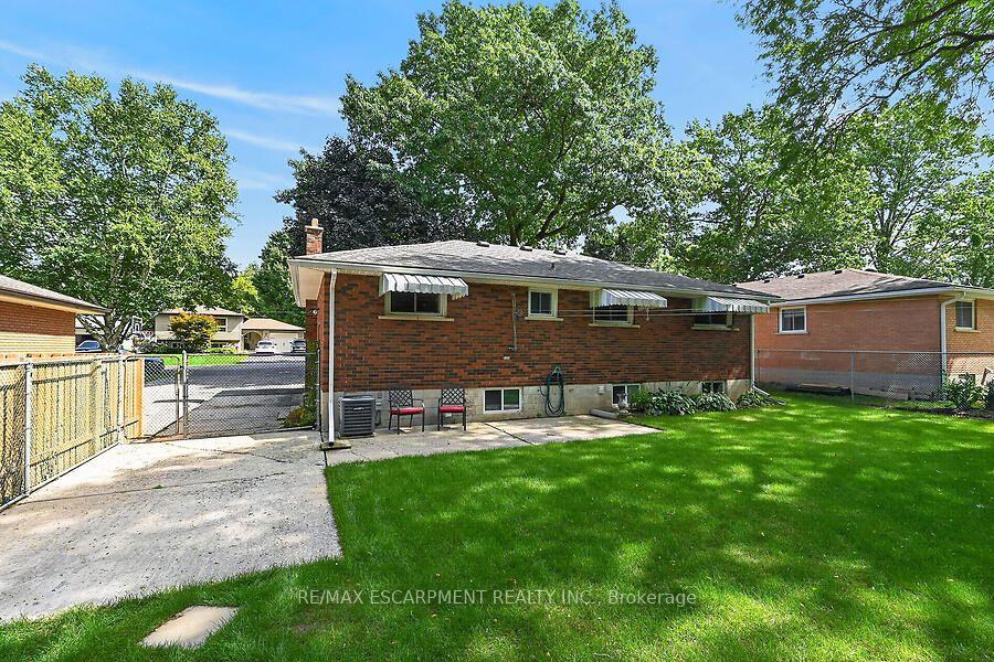 Photo 36 of 149 Berwick Street, Haldimand — HOMEH