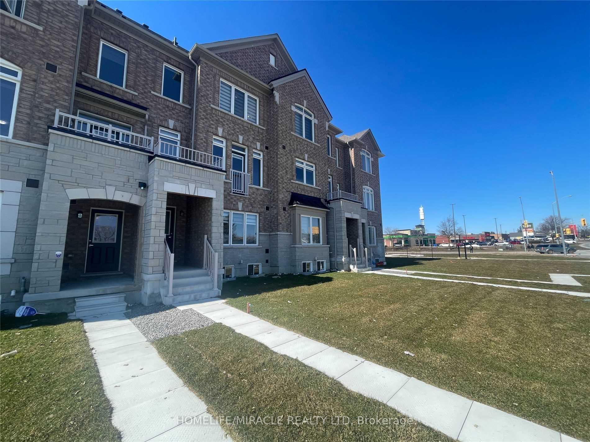 Photo 2 of Unit Bsmt, 23 Gemma Place, Brampton, Heart Lake West — HOMEH