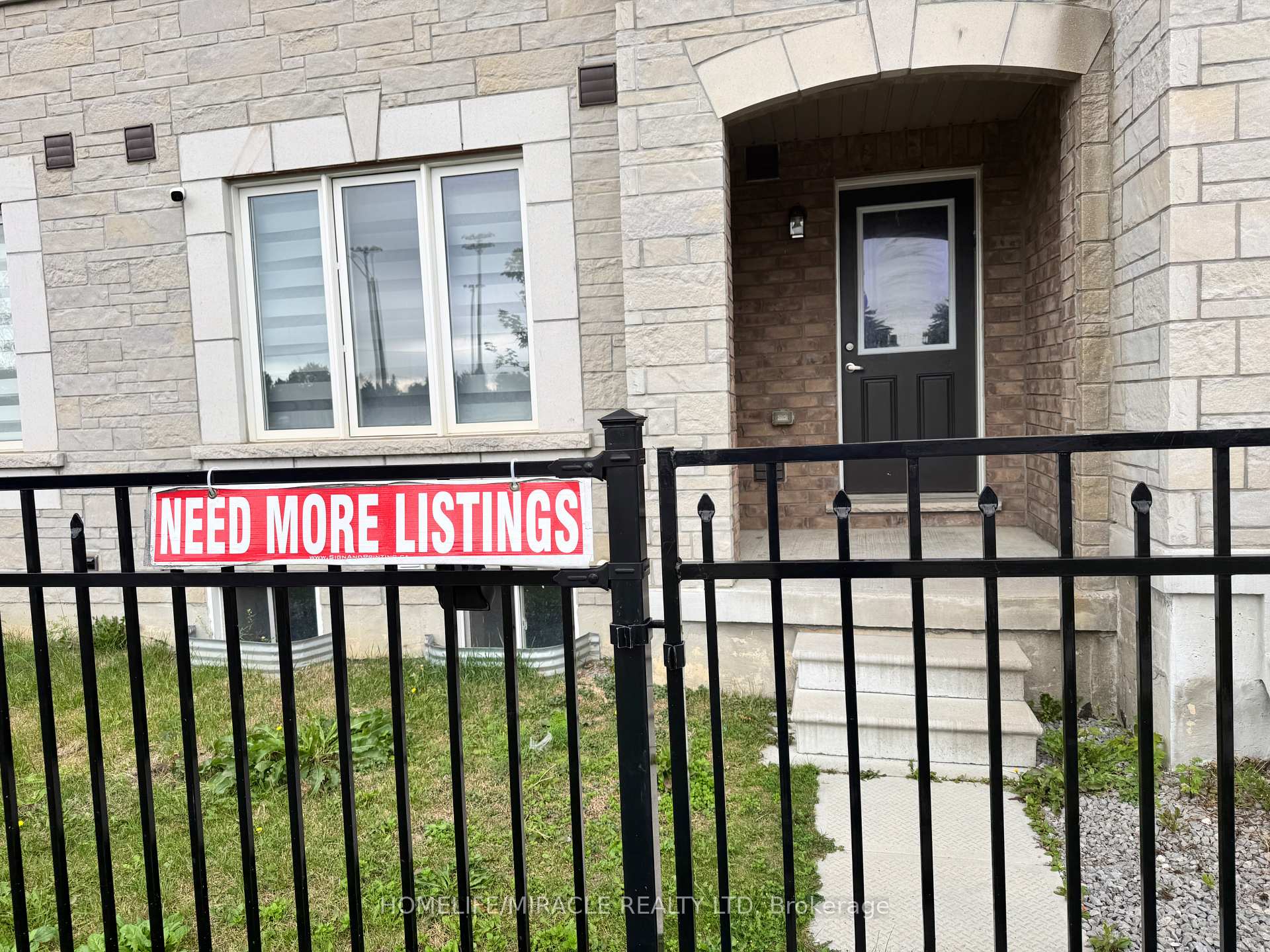 Photo 17 of Unit Bsmt, 23 Gemma Place, Brampton, Heart Lake West — HOMEH