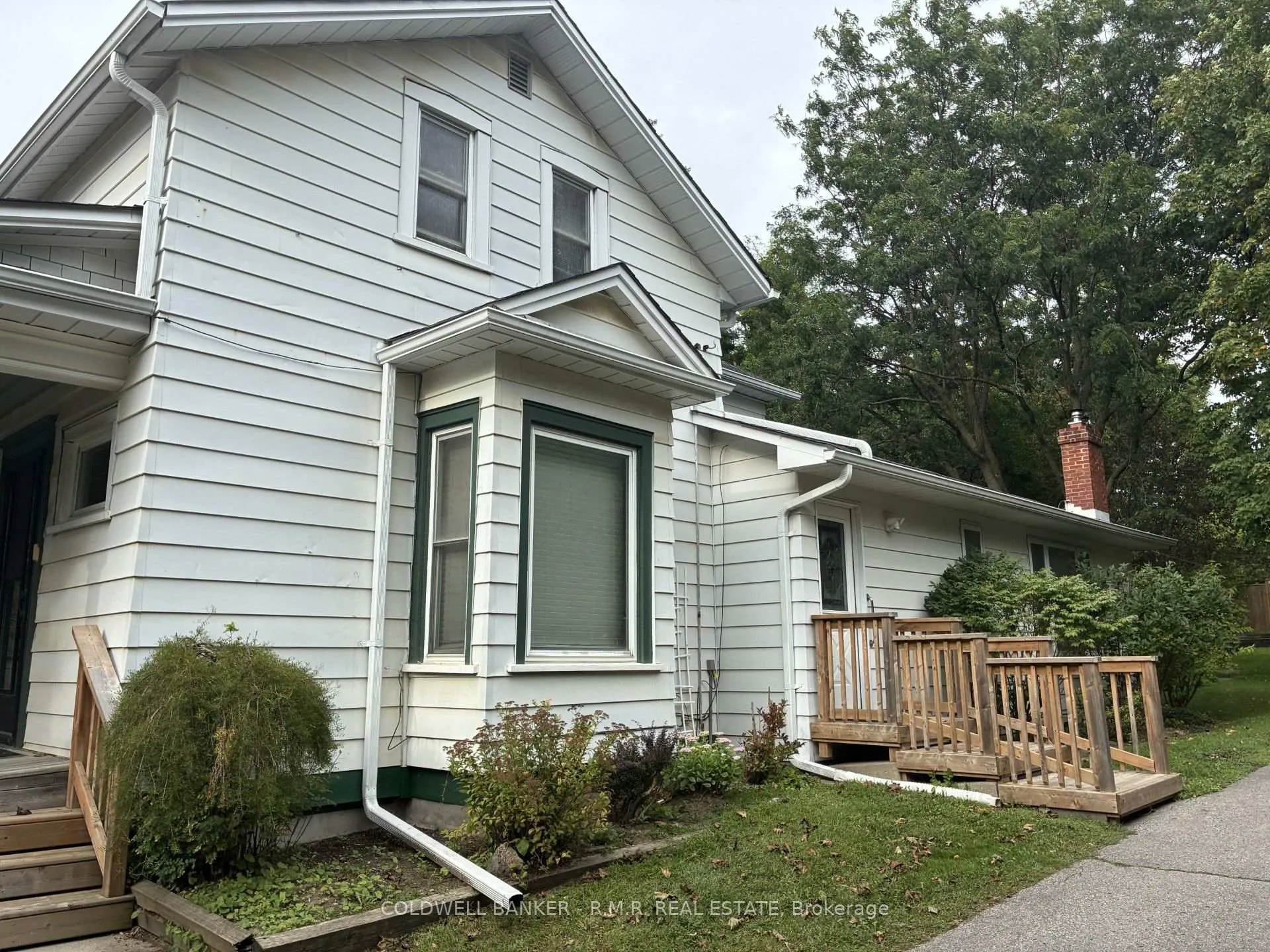 Photo 6 of 35 Main Street S, Uxbridge — HOMEH