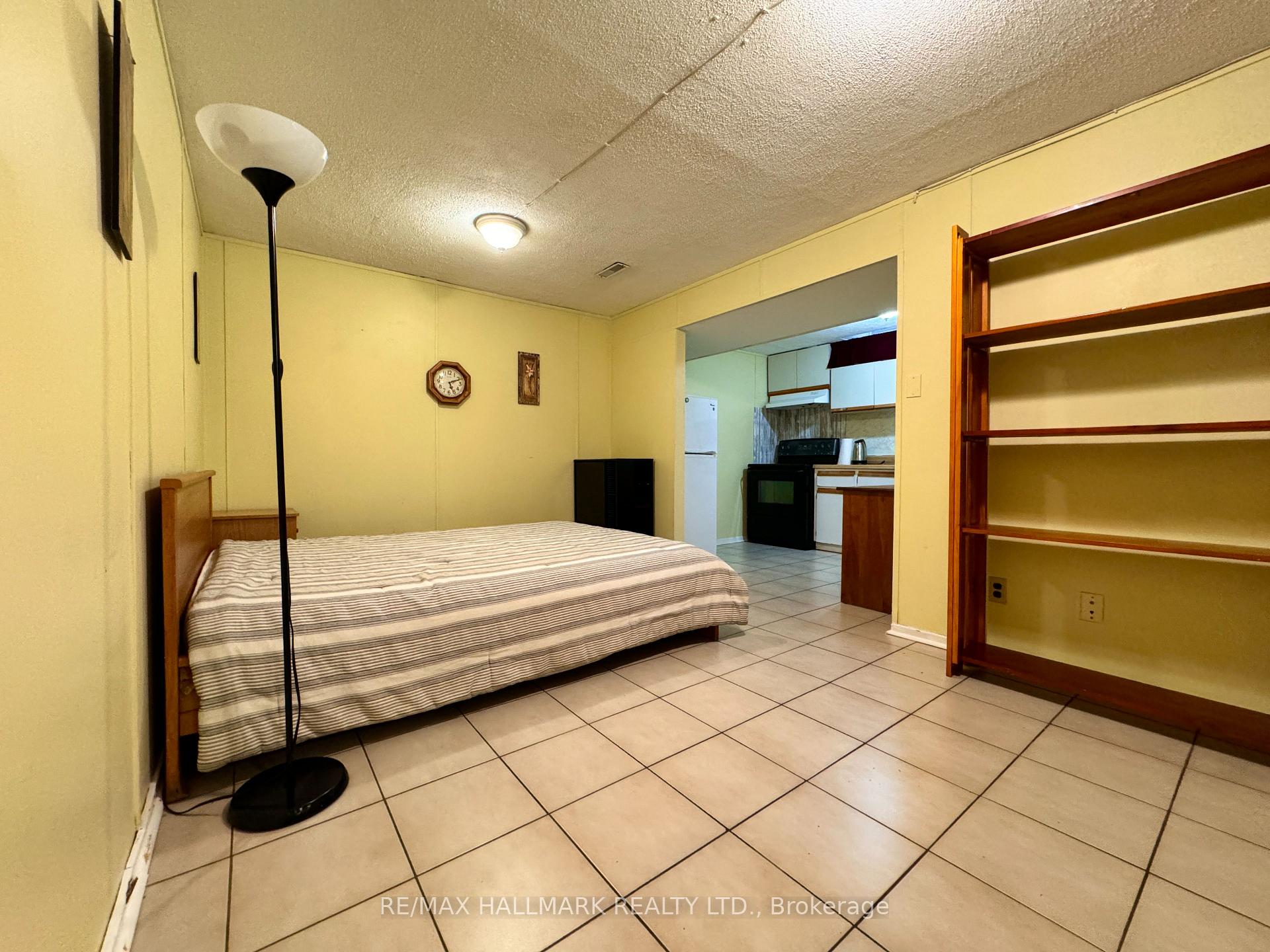 Photo 5 of Unit Bsmnt, 3 Richbell Street, Vaughan, Brownridge — HOMEH
