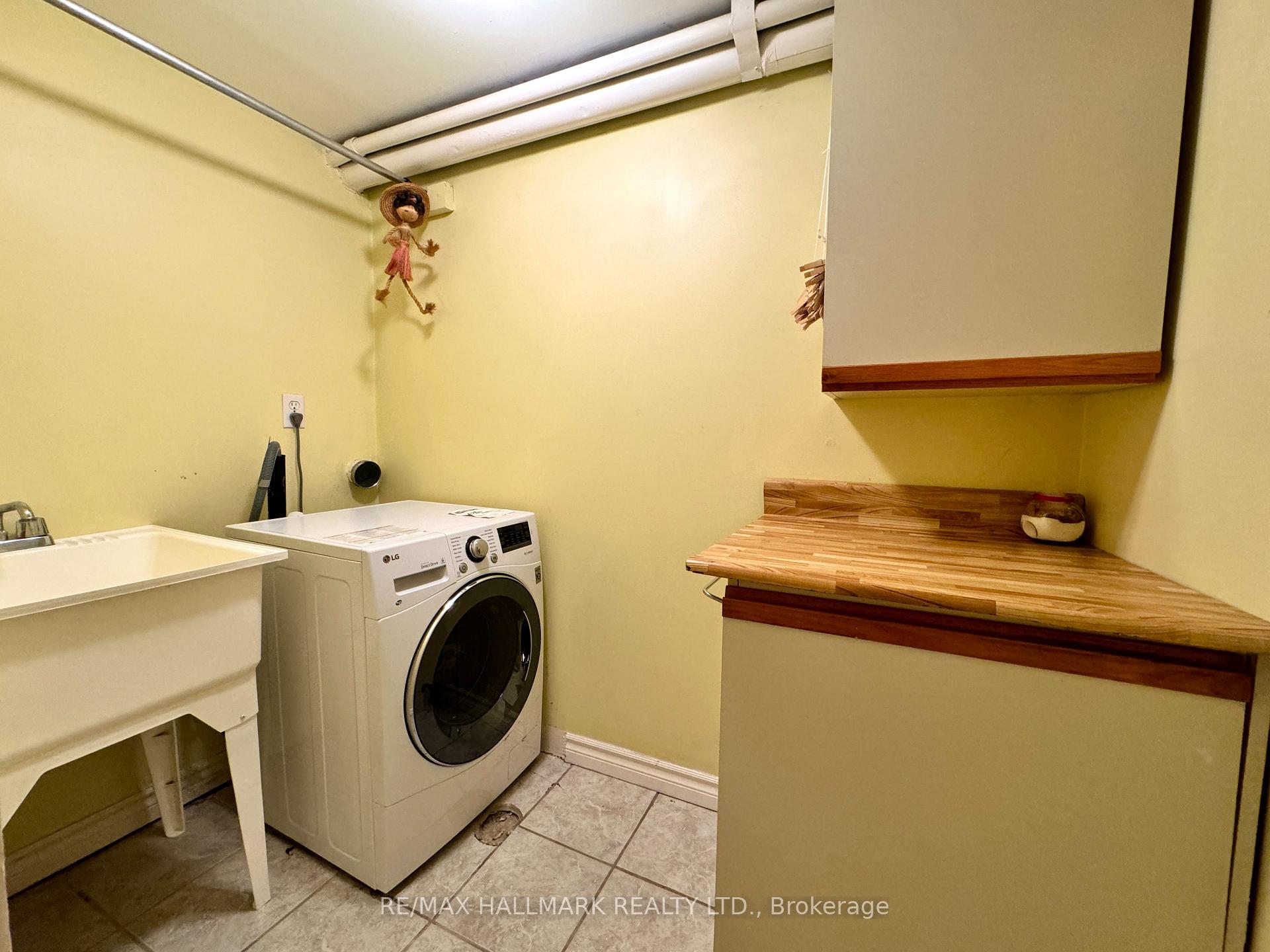 Photo 8 of Unit Bsmnt, 3 Richbell Street, Vaughan, Brownridge — HOMEH