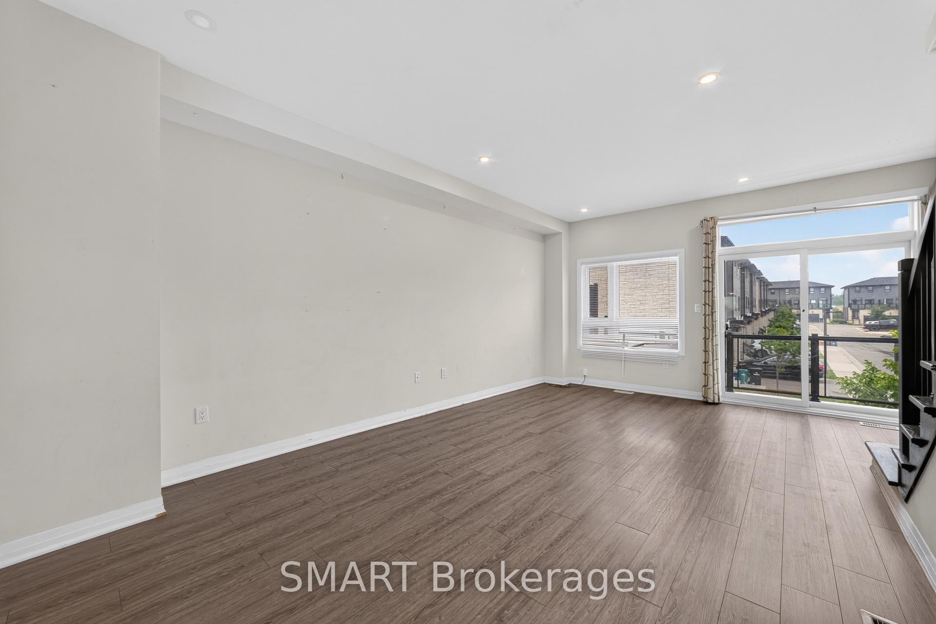 Photo 13 of Unit 92, 51 Sparrow Avenue, Cambridge, Little's Corners — HOMEH