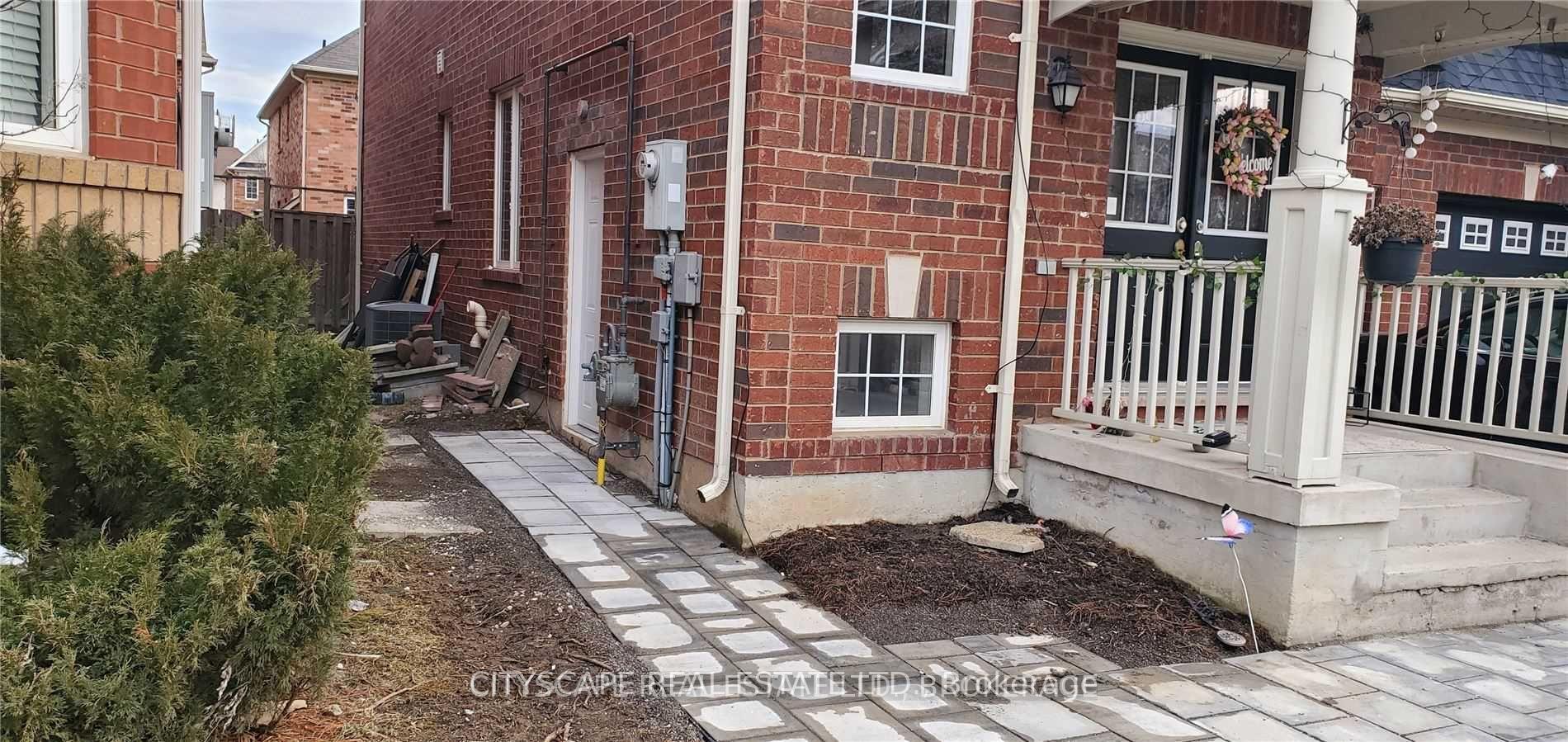Photo 3 of Unit Bsmt, 274 Wise Crossing W, Milton, Harrison — HOMEH