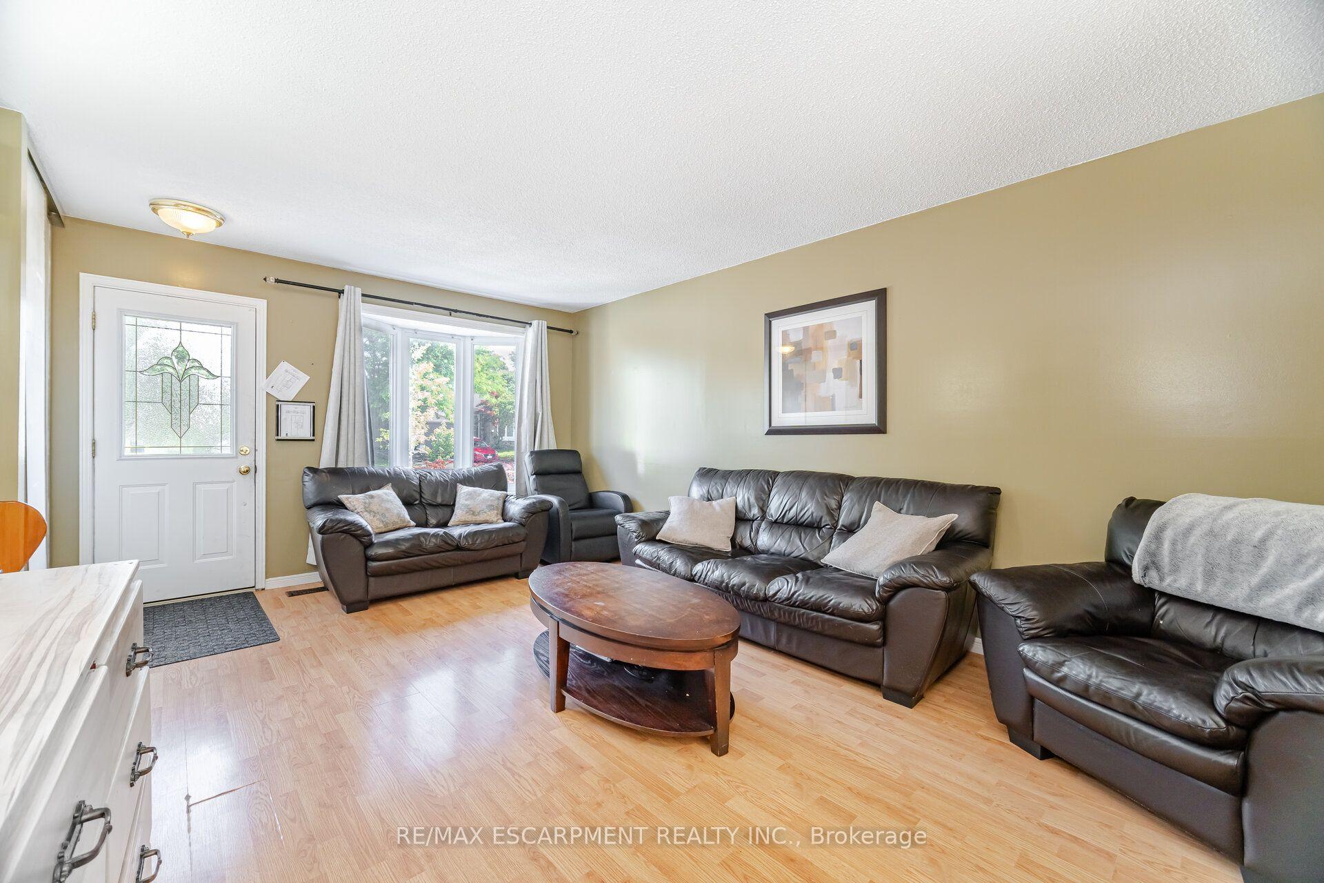Photo 10 of 178 Athenia Drive, Hamilton, Stoney Creek — HOMEH
