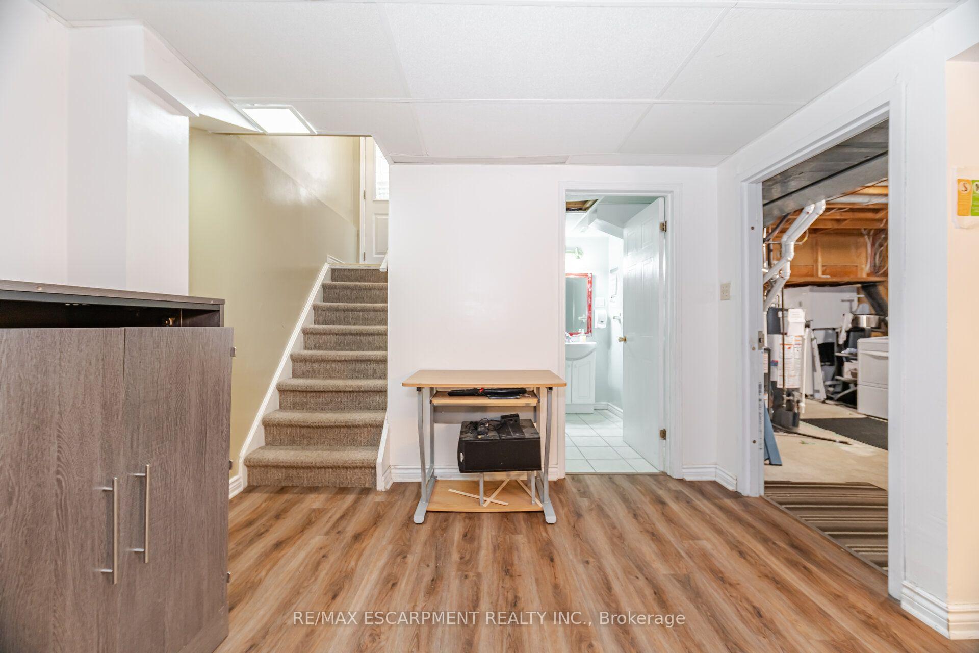 Photo 28 of 178 Athenia Drive, Hamilton, Stoney Creek — HOMEH