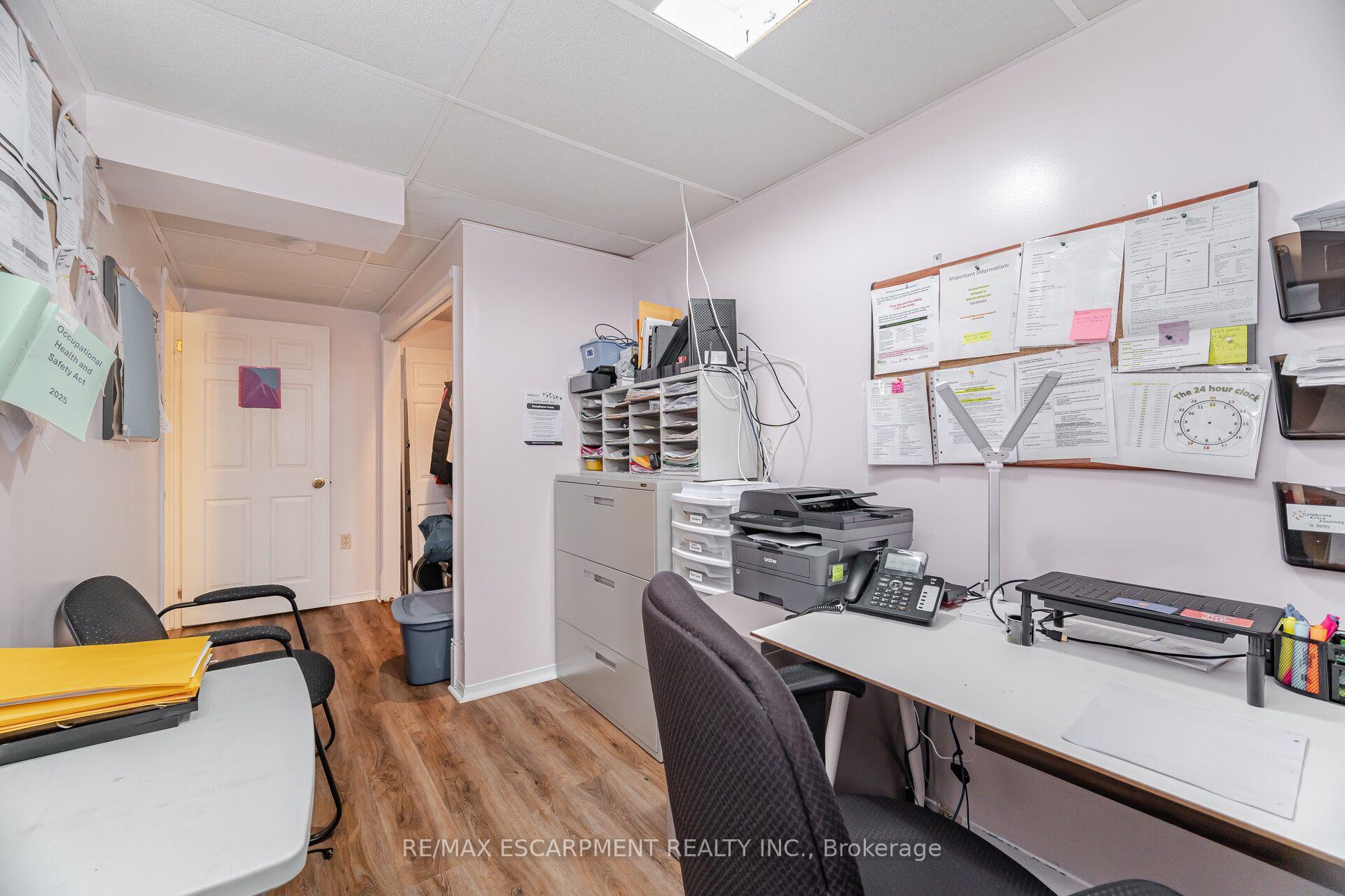 Photo 36 of 178 Athenia Drive, Hamilton, Stoney Creek — HOMEH
