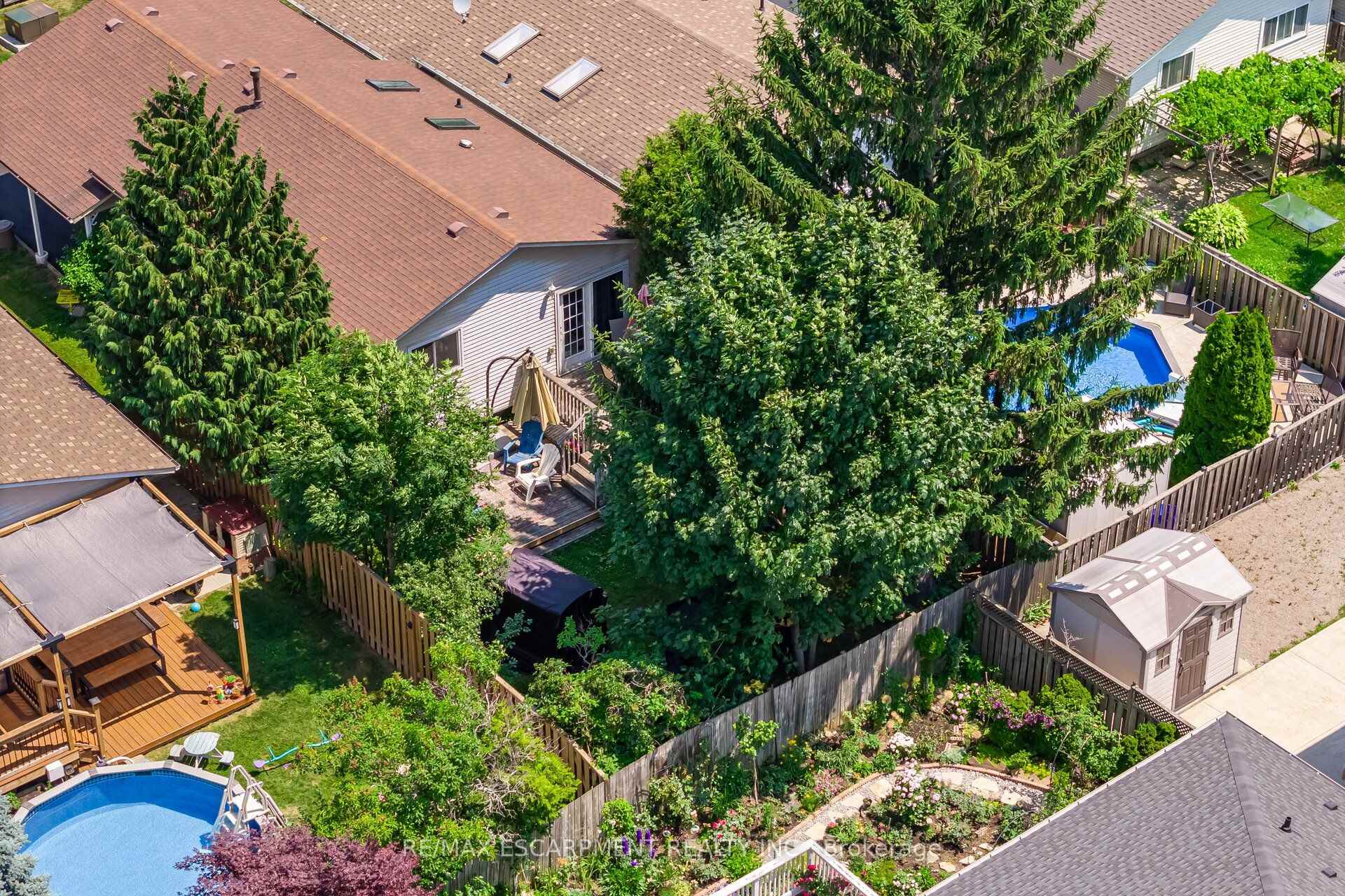 Photo 47 of 178 Athenia Drive, Hamilton, Stoney Creek — HOMEH