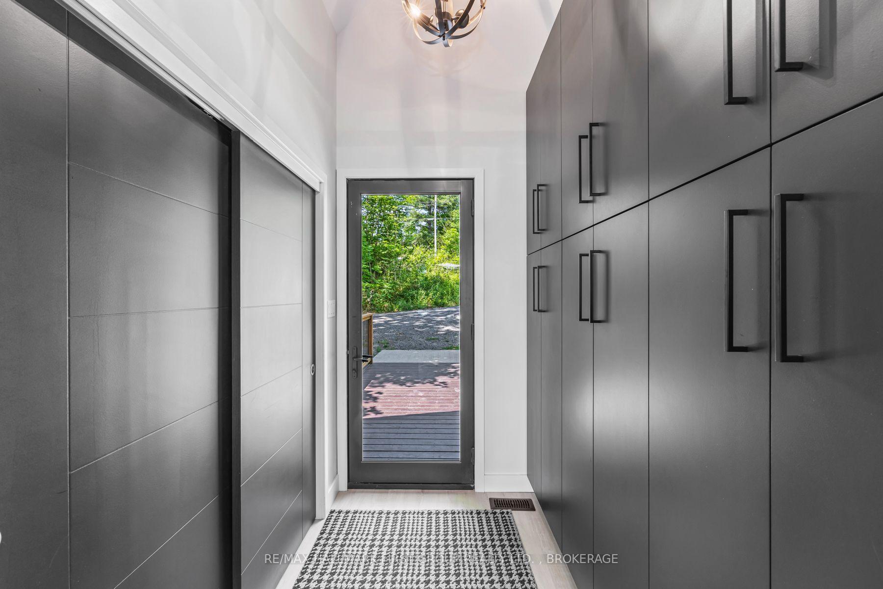 Photo 10 of 1005 Macdonald Lane, Frontenac, Frontenac South — HOMEH