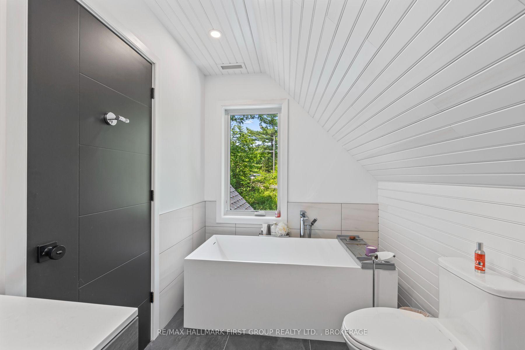 Photo 33 of 1005 Macdonald Lane, Frontenac, Frontenac South — HOMEH