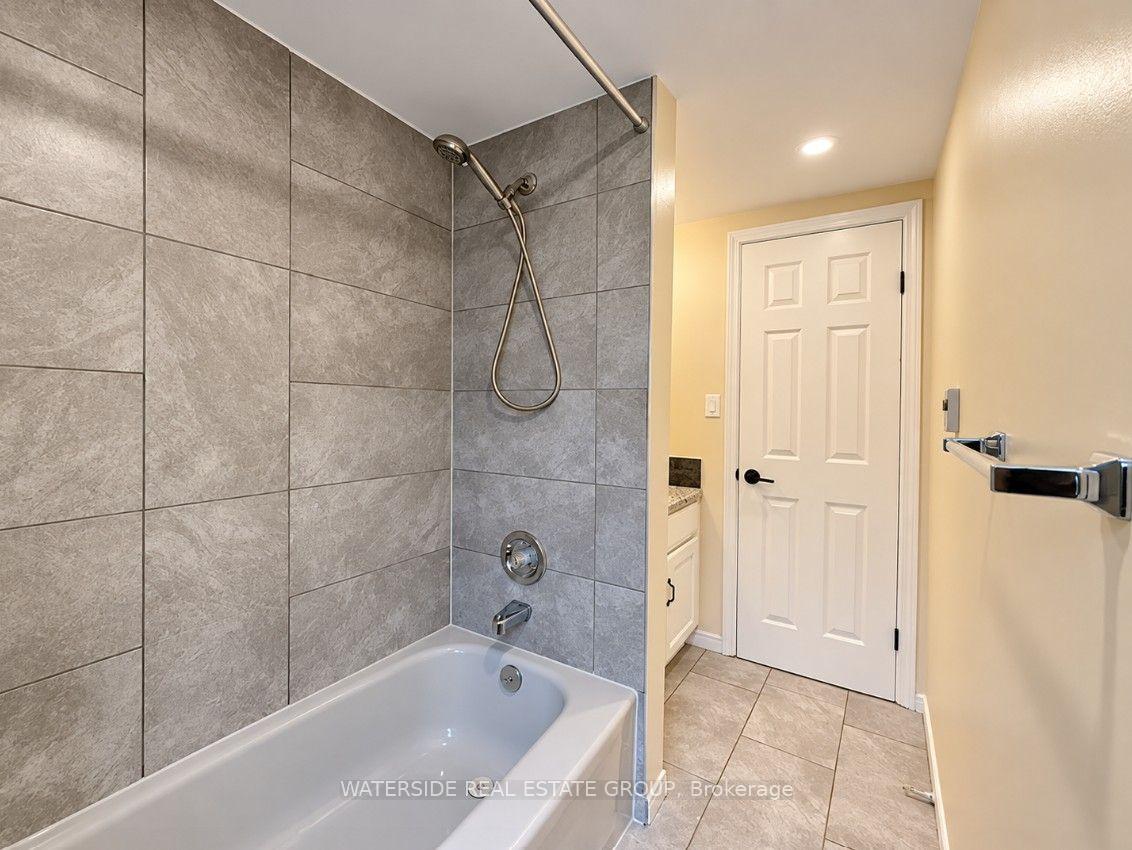 Photo 15 of Unit Unit B, 347 King Street, Hamilton, Dundas — HOMEH