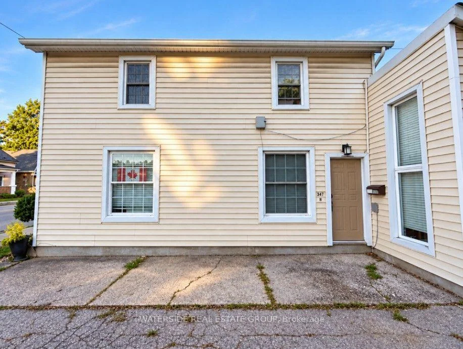 Photo 3 of Unit Unit B, 347 King Street, Hamilton, Dundas — HOMEH