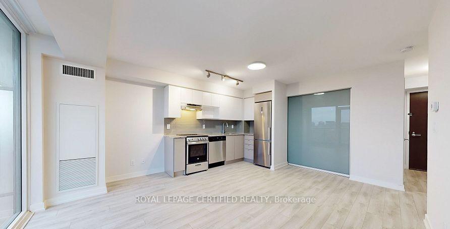 Photo 10 of Unit 1407, 120 Varna Drive, Toronto, Englemount-Lawrence — HOMEH