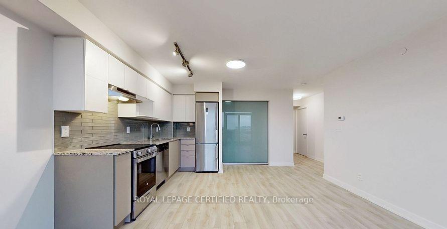Photo 11 of Unit 1407, 120 Varna Drive, Toronto, Englemount-Lawrence — HOMEH