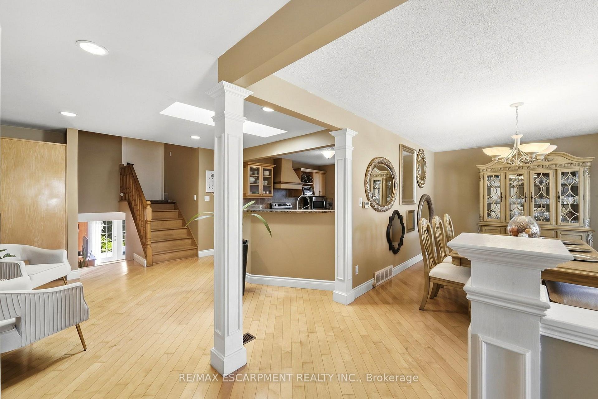 Photo 7 of 139 Glen Valley Drive, Hamilton, Gershome — HOMEH