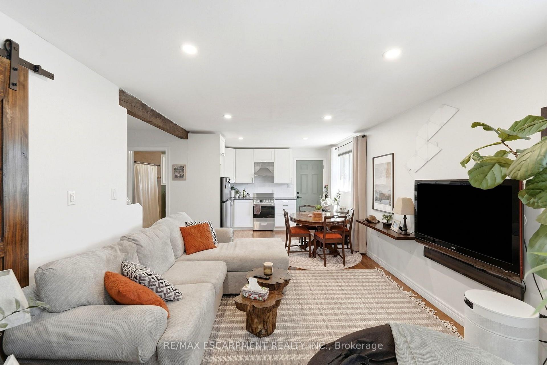 Photo 17 of 139 Glen Valley Drive, Hamilton, Gershome — HOMEH