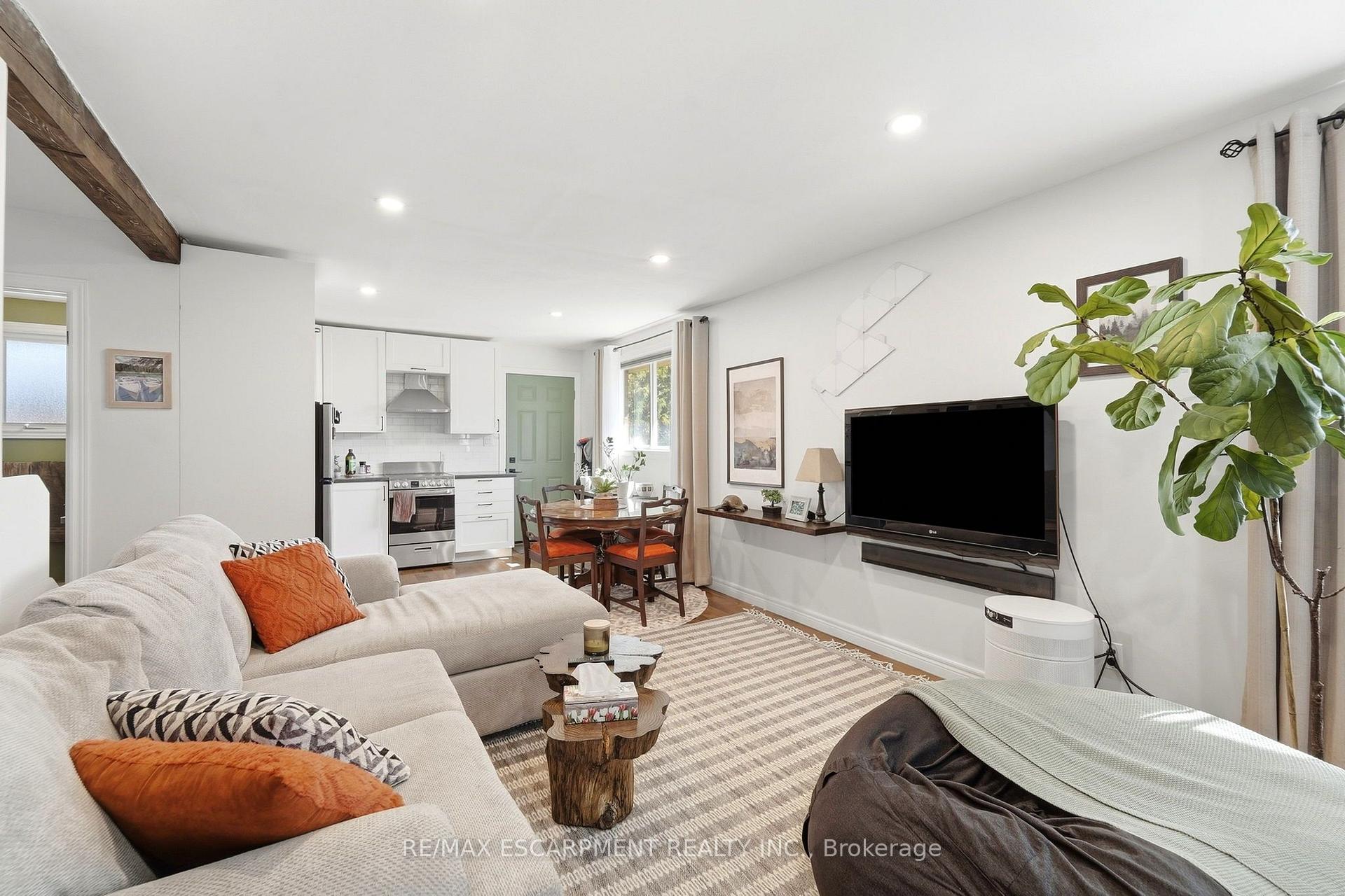 Photo 18 of 139 Glen Valley Drive, Hamilton, Gershome — HOMEH