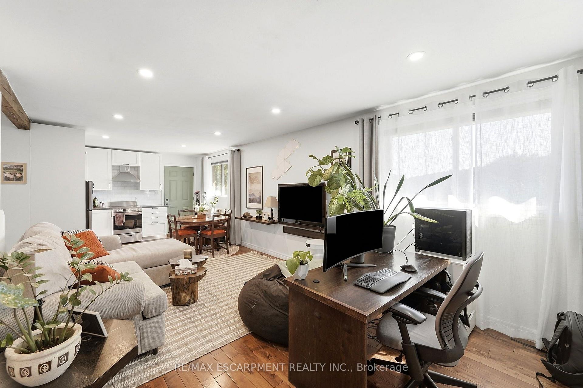 Photo 19 of 139 Glen Valley Drive, Hamilton, Gershome — HOMEH