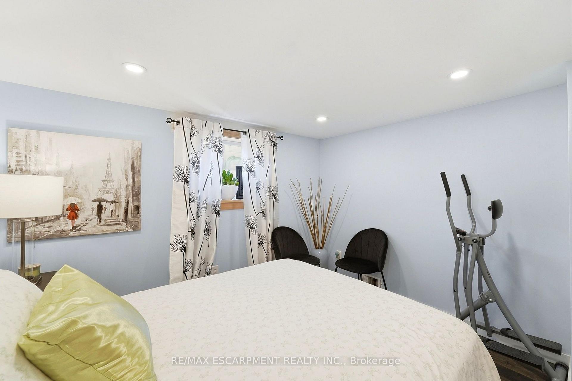 Photo 34 of 139 Glen Valley Drive, Hamilton, Gershome — HOMEH