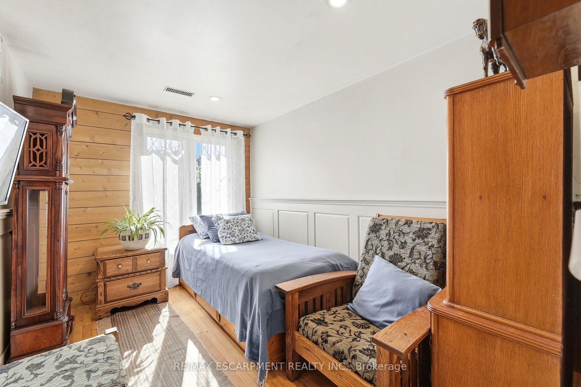 Photo 36 of 139 Glen Valley Drive, Hamilton, Gershome — HOMEH