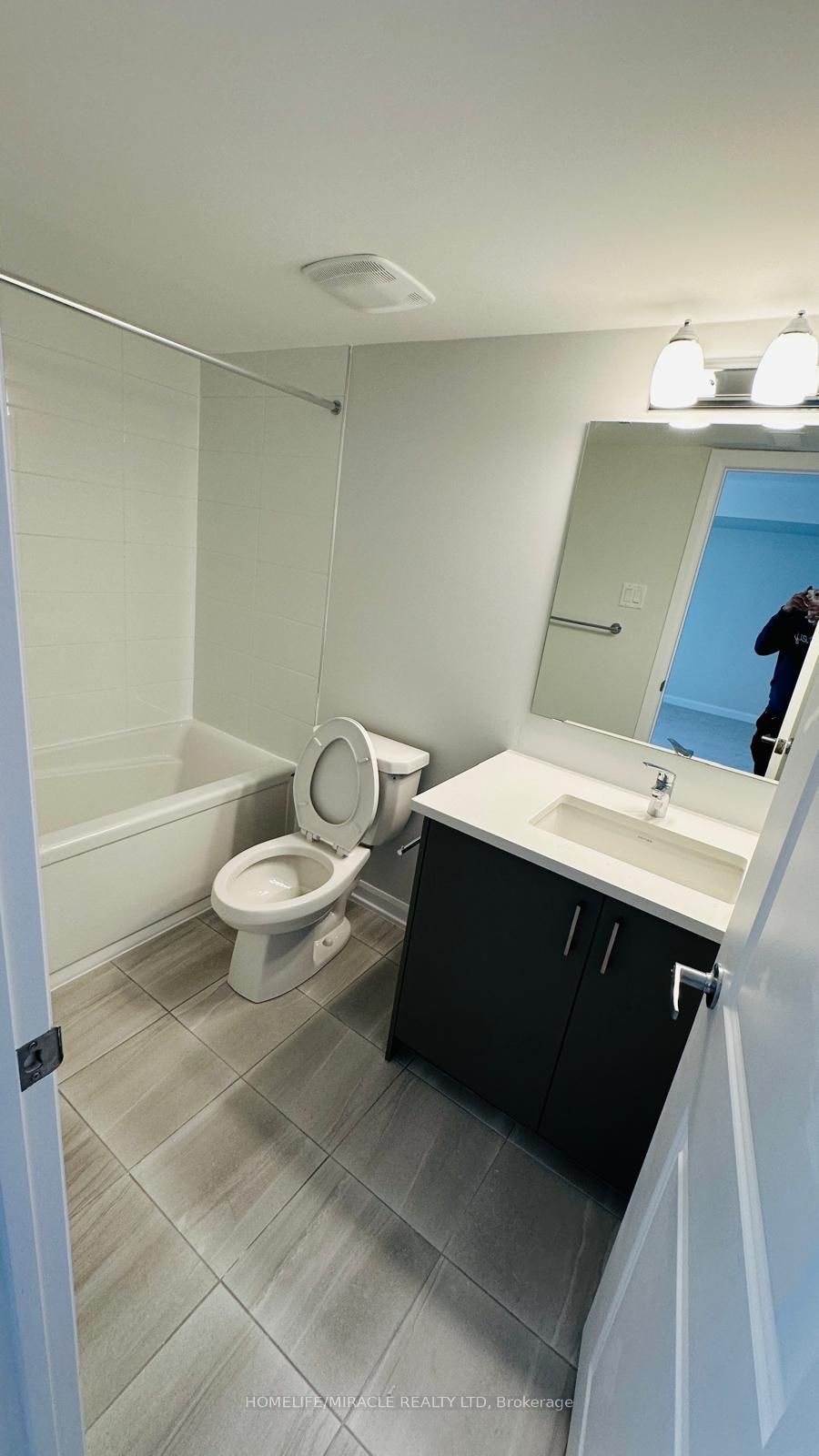 Photo 24 of 755 Fairline Row, Ottawa, Kanata - Emerald Meadows/Trailwest — HOMEH