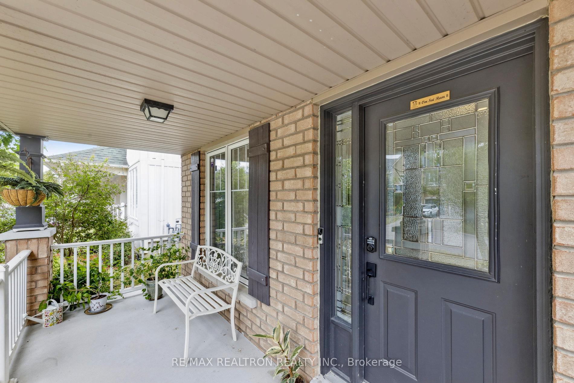 Photo 2 of 27 Haverhill Crescent, Whitby, Taunton North — HOMEH