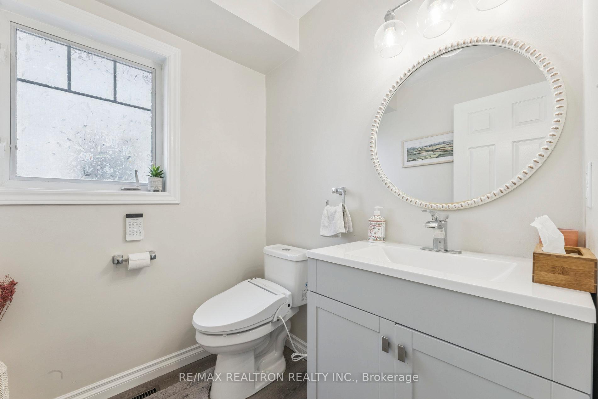 Photo 12 of 27 Haverhill Crescent, Whitby, Taunton North — HOMEH