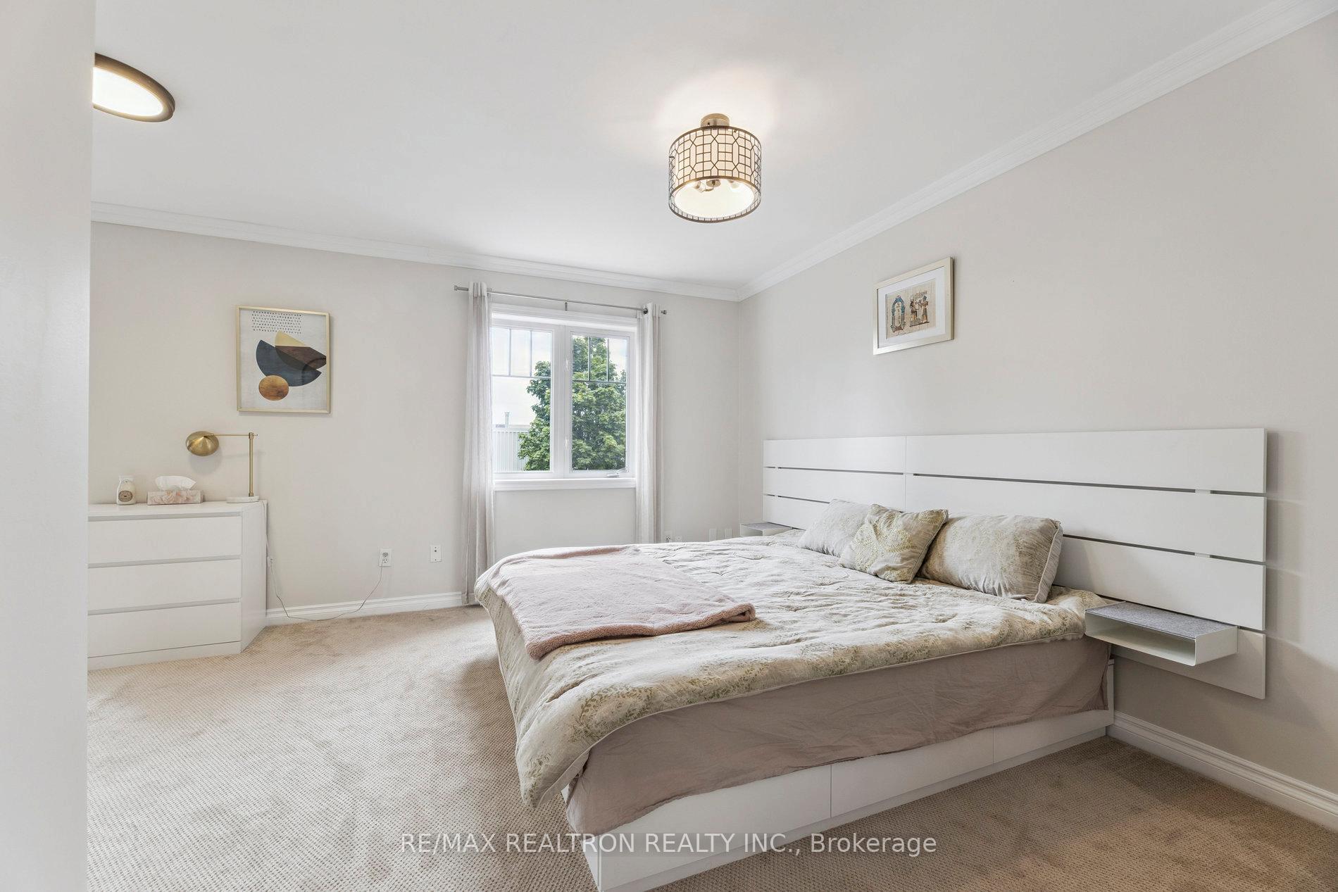 Photo 16 of 27 Haverhill Crescent, Whitby, Taunton North — HOMEH