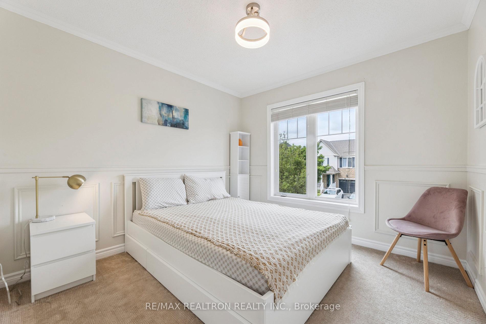 Photo 20 of 27 Haverhill Crescent, Whitby, Taunton North — HOMEH