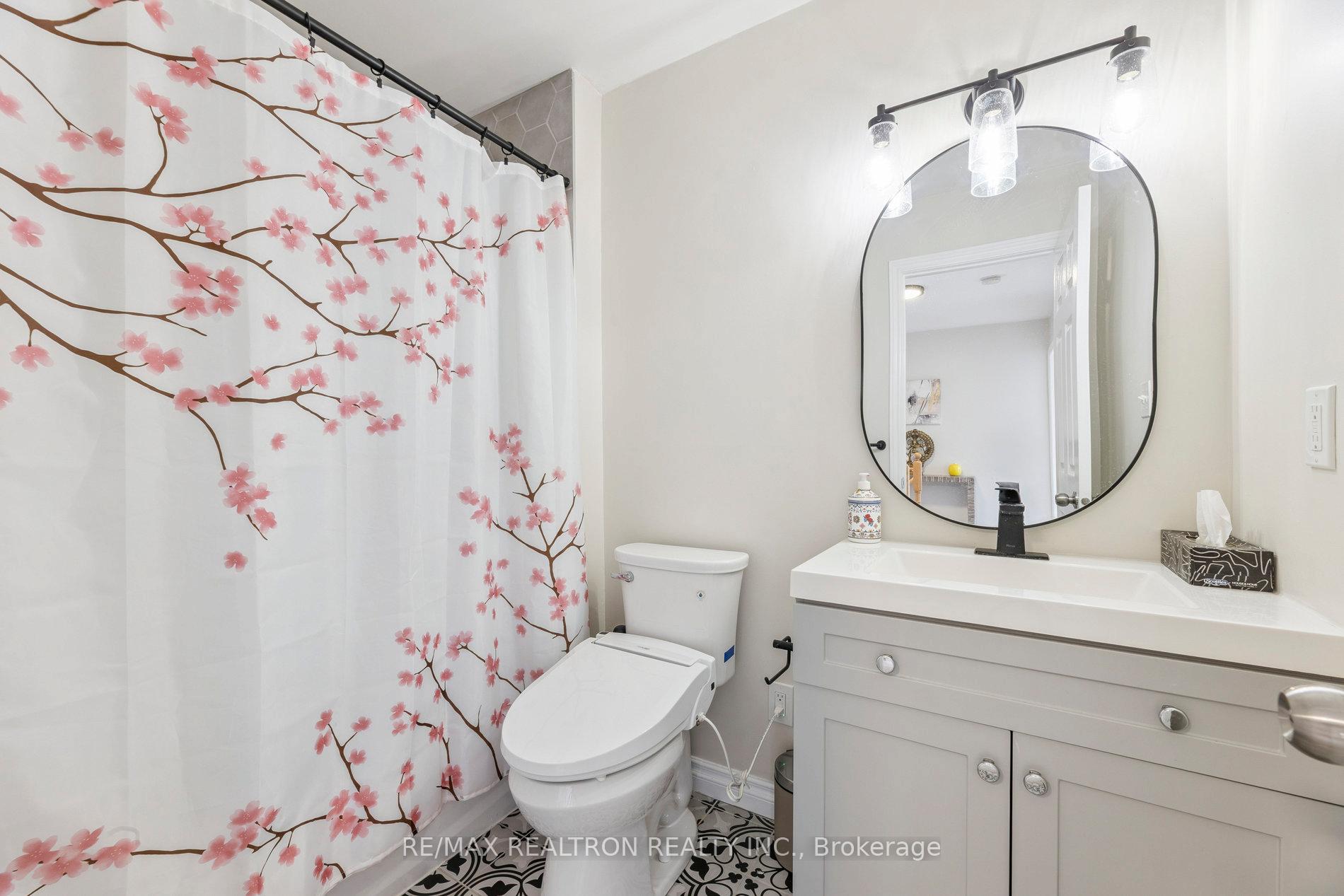 Photo 21 of 27 Haverhill Crescent, Whitby, Taunton North — HOMEH