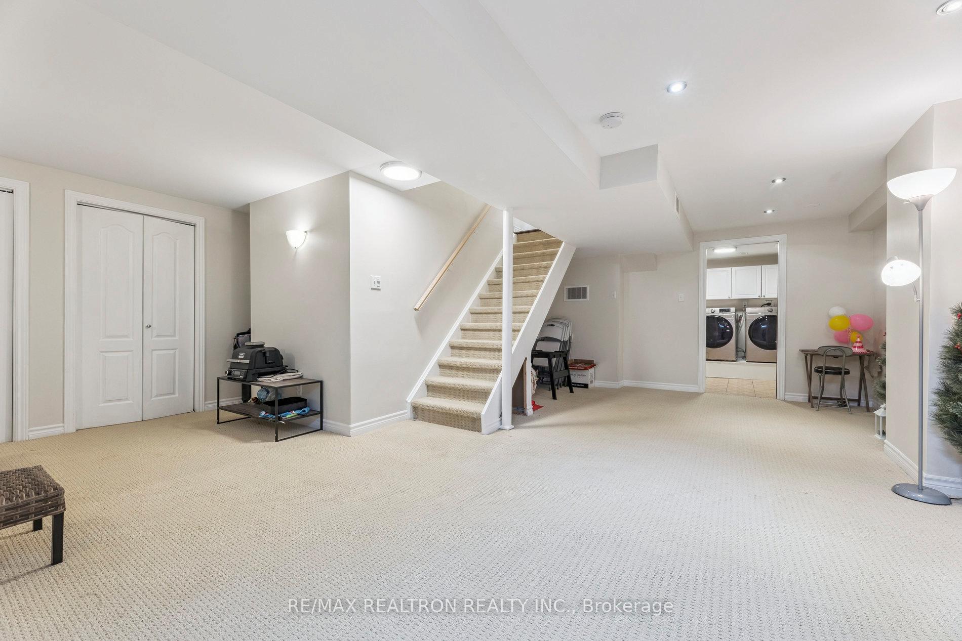 Photo 22 of 27 Haverhill Crescent, Whitby, Taunton North — HOMEH